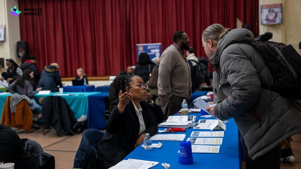 the us labor market ground to a halt in 2025 the risk in 2026 is that it cracks